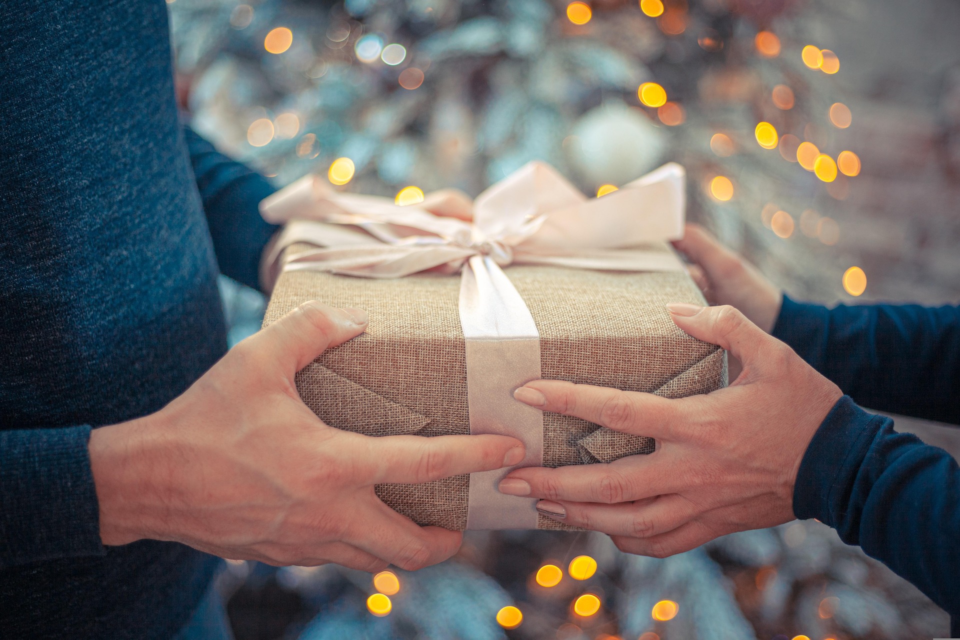 Pass the gift